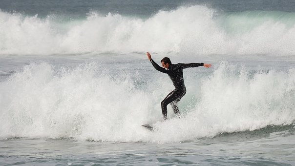 Catching Waves With Your Smartphone: Android Apps for Modern Surfers